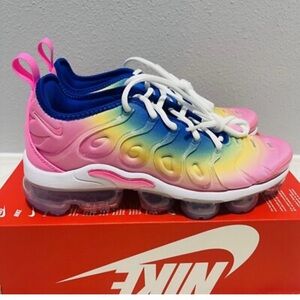 Nike Air Vapormax Plus women’s sneakers Pink, Blue, Yellow size 9
